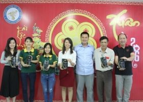 Tập thể sư phạm Việt Giao đạt nhiều thành tích trong năm 2015