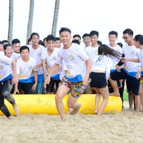 Team building 2018: Sức mạnh tập thể của tuổi trẻ Việt Giao